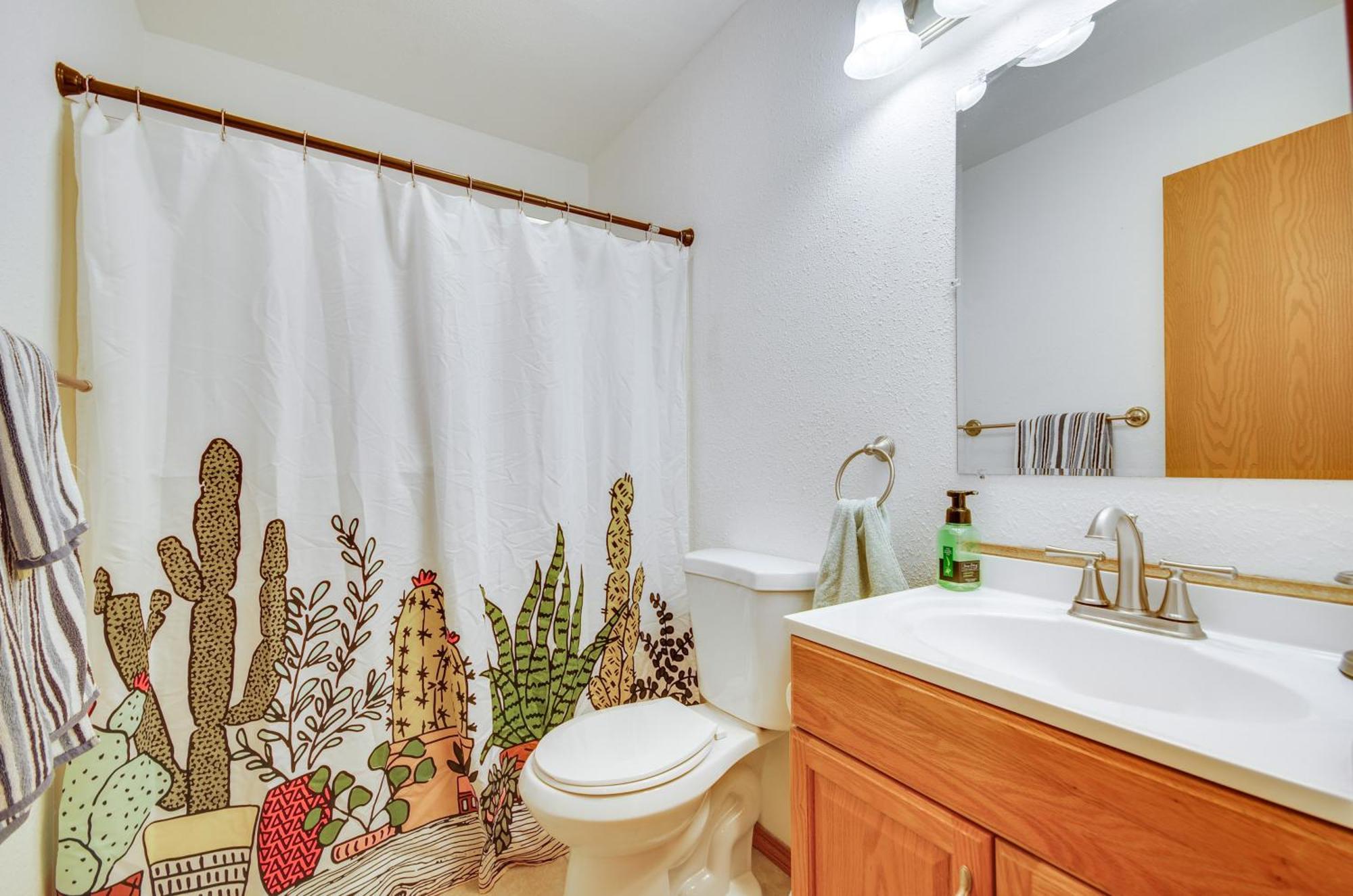 Cozy Lake Ozark Condo Rental With Grill, Pool Access 외부 사진
