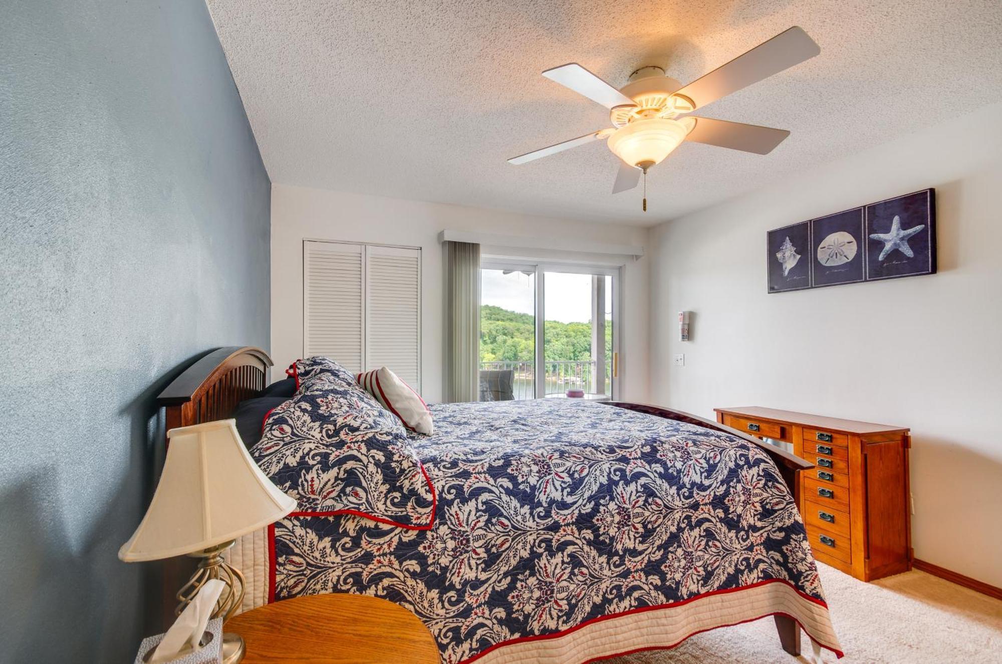 Cozy Lake Ozark Condo Rental With Grill, Pool Access 외부 사진